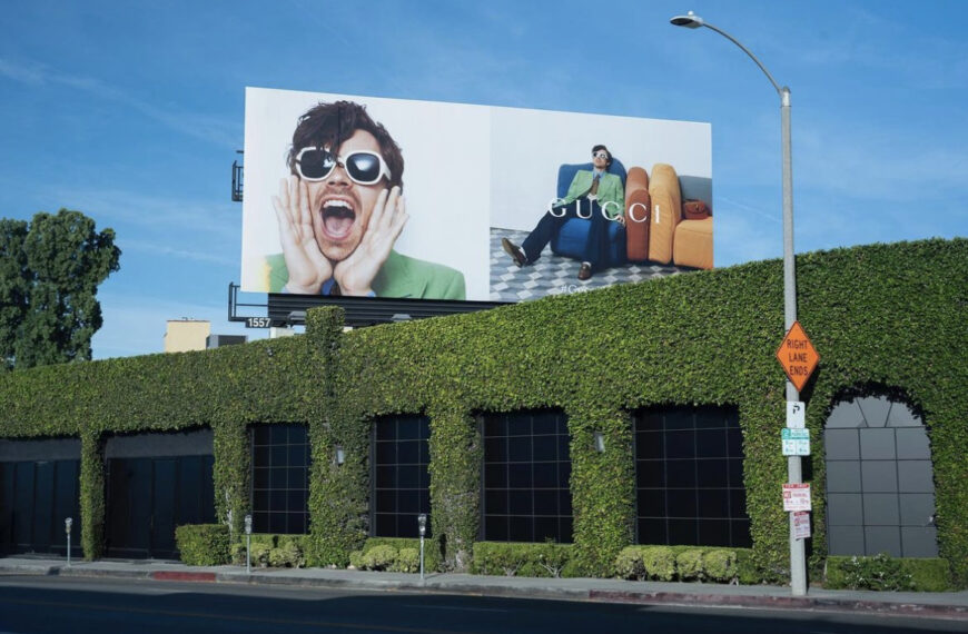 Gucci HA HA HA y la campaña promocional de la exclusiva línea de ropa de Alessandro Michele y Harry Styles